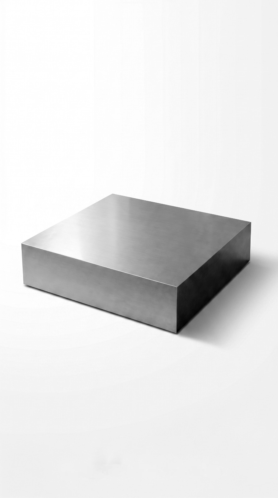 MONOLITH — masif krom blok